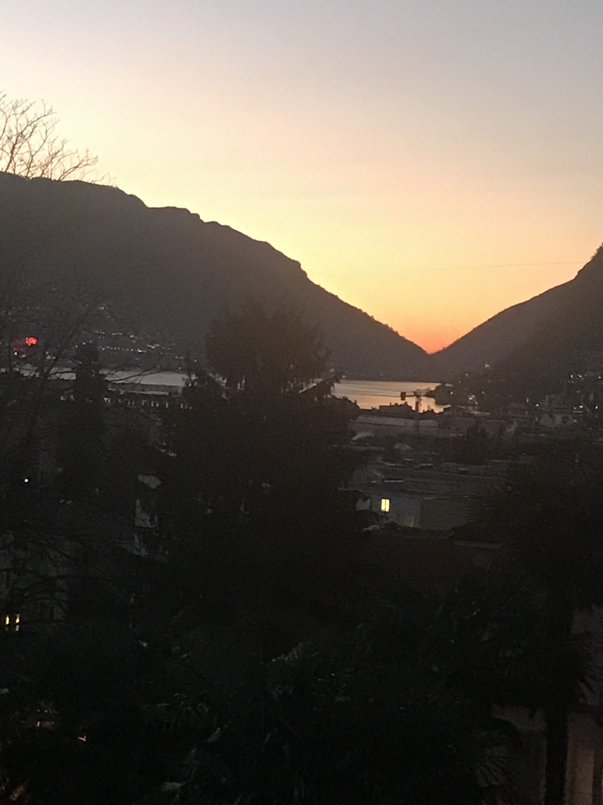 Crepuscolo in via Losanna